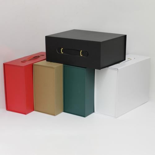 علب هدايا بمقبض جلدي