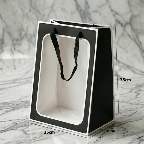 أكياس هدايا ورقية بنافذة شفافة