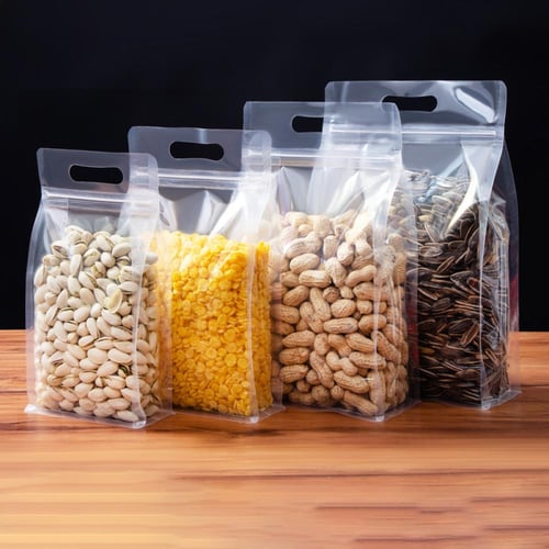 اكياس قهوة ومكسرات شفافة بيد