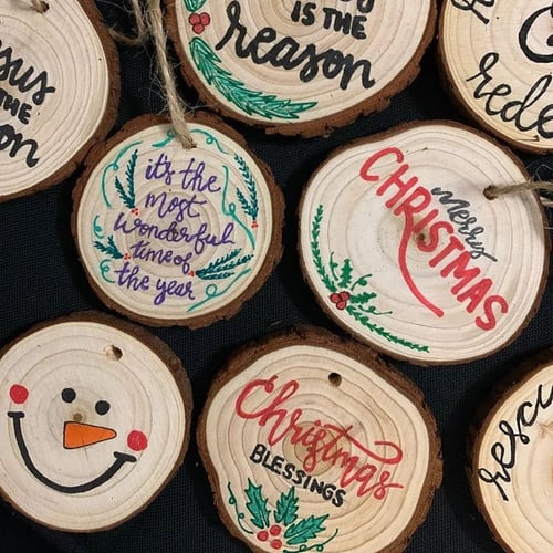 قواعد خشبية دائرية