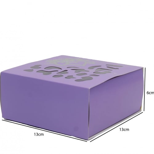 علب هدايا ورقيه سحاب مقاس 13*13*6 سم بعدة الوان