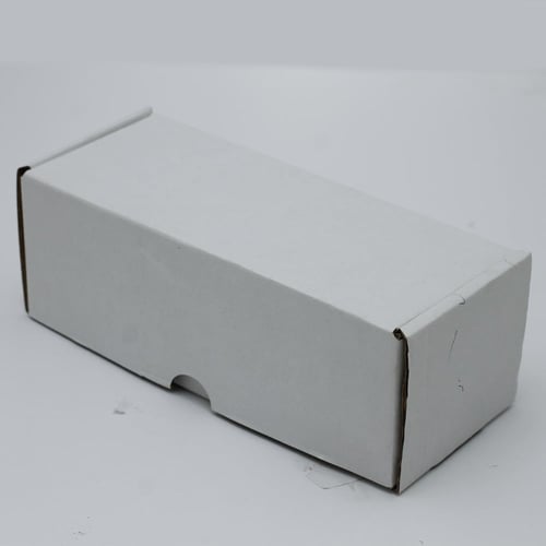 كراتين شحن ابيض مقاس 23.5*10*8 سم