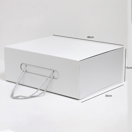 صندوق هدايا بمقبض حبل