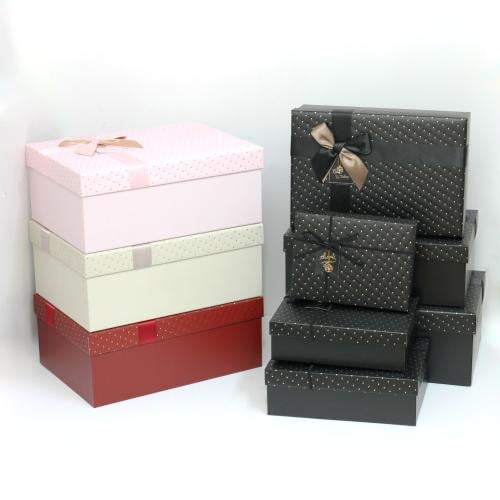 طقم علب هدايا فاخرة