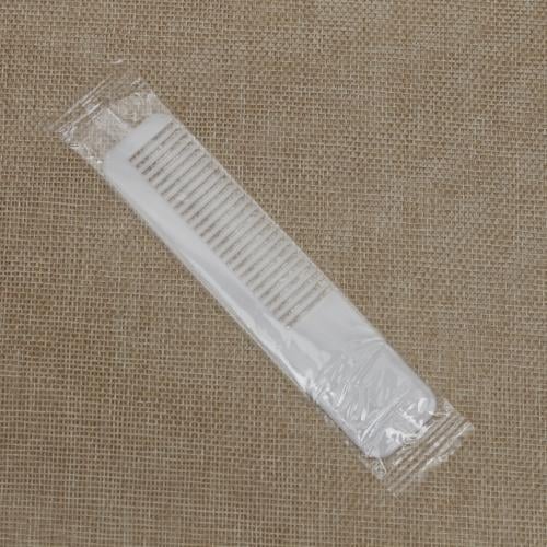 مشط فندقي لون ابيض