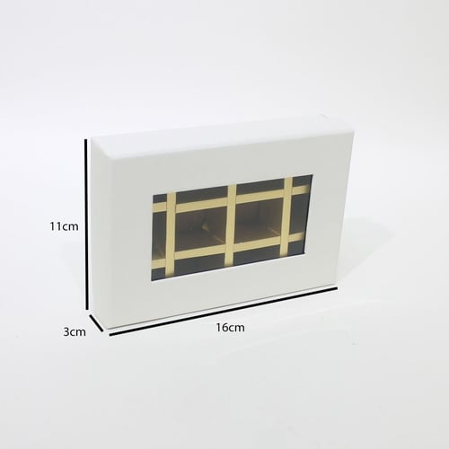 علب شوكولاته و حلا مقسمة 12 مقسم بعدة الوان