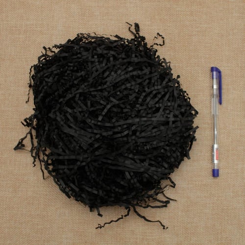 قصاصات ورق مموجة بعدة الوان