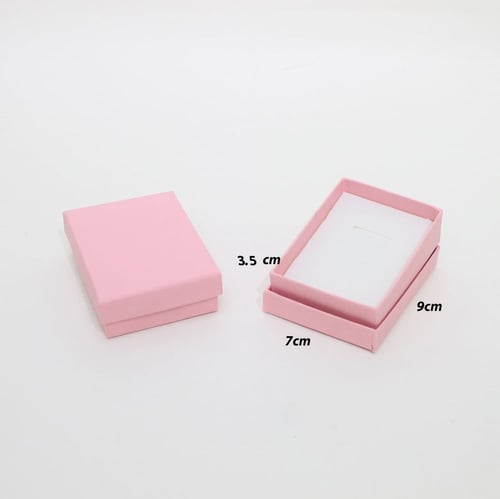 علب اكسسوارات بعدة الوان 7*9*3.5 سم