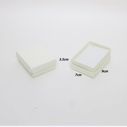 علب اكسسوارات بعدة الوان 7*9*3.5 سم