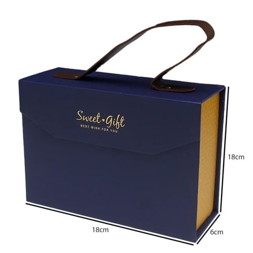 علب هدايا شكل شنطة بستايلات متنوعة