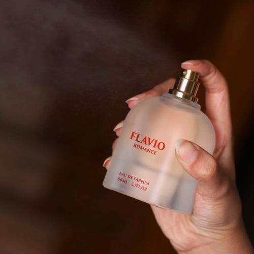 عطر فلافيو رومانس النسائي