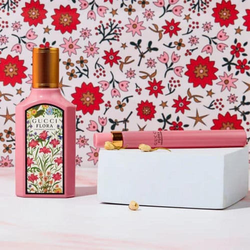 طقم قوتشي فلورا جورجوس غاردينيا او دو بارفيوم (عطر...