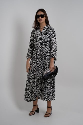 فستان ملمس قطني الابيض و الاسود طويل 2025