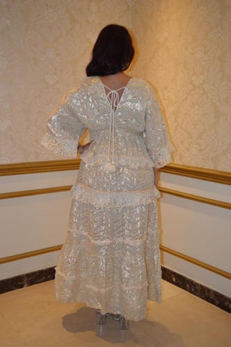 فستان كاميليا المذهب