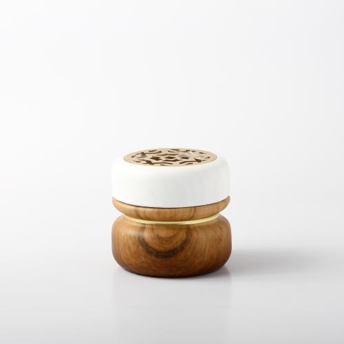 مبخرة خزفية للشعر