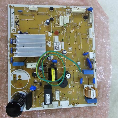 لوحة التحكم الرئيسية لخزانة لثلاجة هيتاشي اصلي تاي...