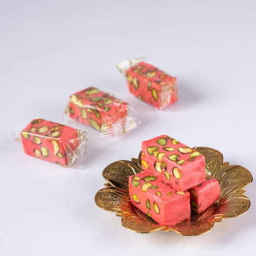 نوجا بالورد والفستق ( بالكيلو )