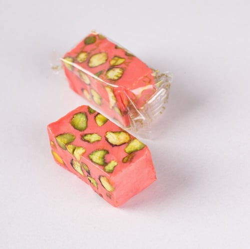 نوجا بالورد والفستق ( بالكيلو )