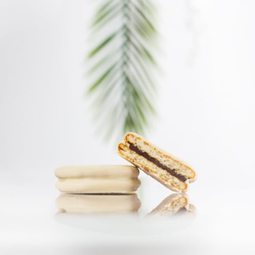 بسكوت محشي شوكلت البيضاء