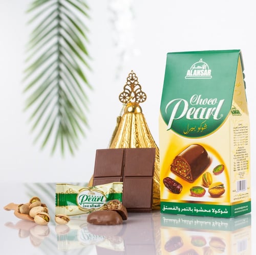 هرمية تمر بالفستق