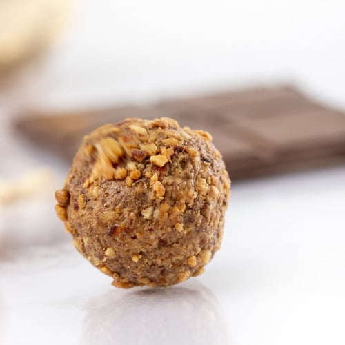 كرتون كرات التمر بالشوكولا 20 قطعة(12علبه)