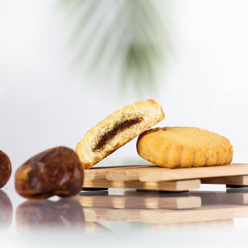 معمول بالتمر دائري