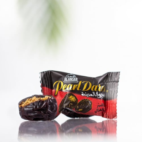 عجوة محشية باللوز والهيل (6 باكيتات)