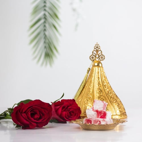 راحة الحلقوم بالورد