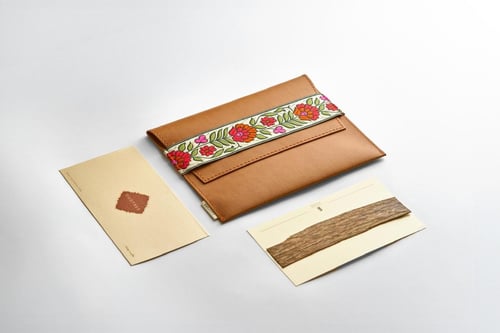 باوتش رقائق العود ( ورد)