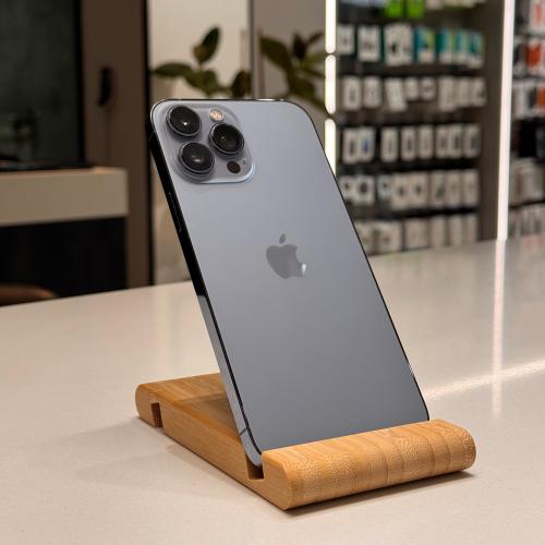 13 برو ماكس مستخدم 256 قيقا