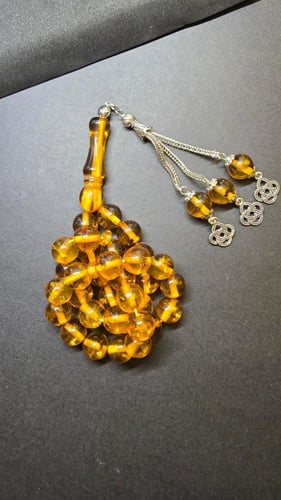 سبحة كبي كهرمان بالحشرات