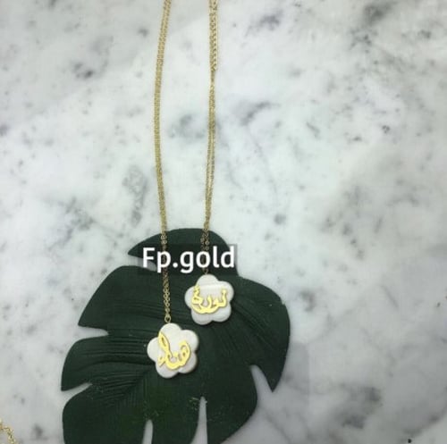 قلاده صدف ورده مطلي ذهب