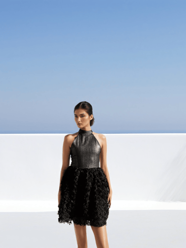 فستان اسود قصير