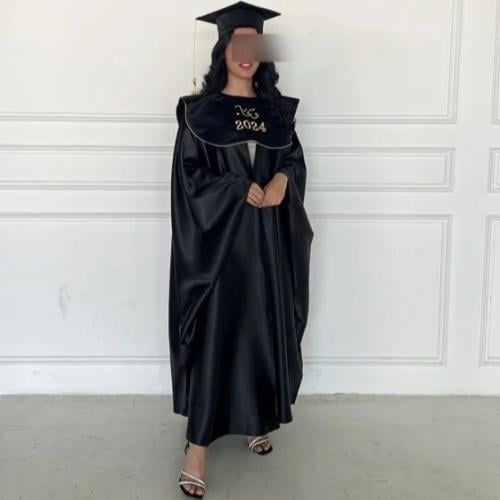 عباية وقبعة ووشاح تخرج 2025 - مع امكانية اضافة الا...