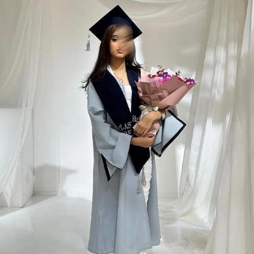 عباية وقبعة ووشاح تخرج 2025 - مع امكانية اضافة الا...