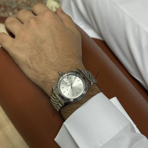 ساعة رجالي استلس فضي مينا ابيض