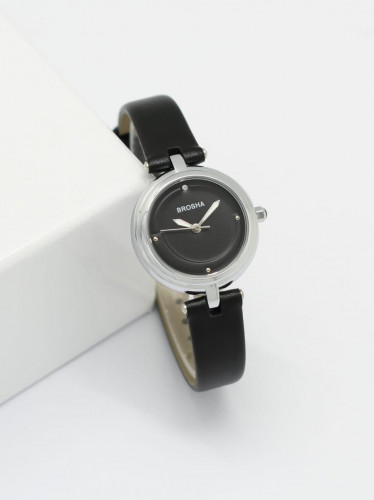 ساعات نسائية