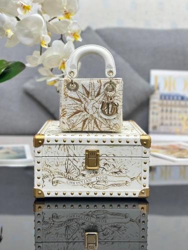 حقيبة ديور صناعة يدوية 12cm