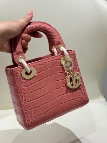 حقيبة ليدي ديور كروكودايل