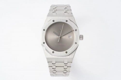 ساعة أوديمار بيغيه AP