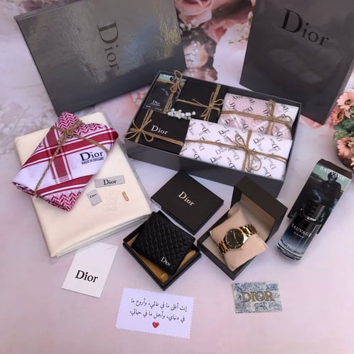 طقم هدية رجالي مع اكسسوارات رجالية ماركة ديور