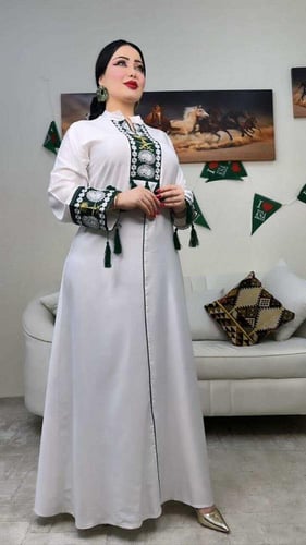 ملابس اليوم الوطني للنساء 94