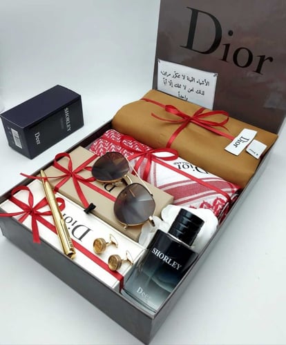 هدية رجالية ماركة ديور - طقم شماغ وقماش فاخر