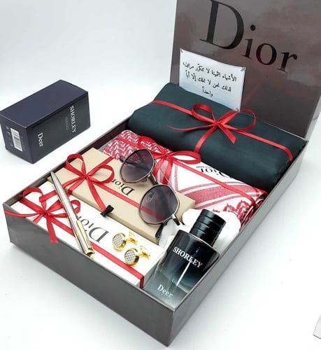 هدية رجالية ماركة ديور - طقم شماغ وقماش فاخر