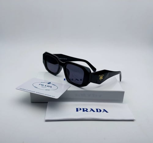 نظاره ماركة برادا الاصلية - تصميم عصري وأنيق