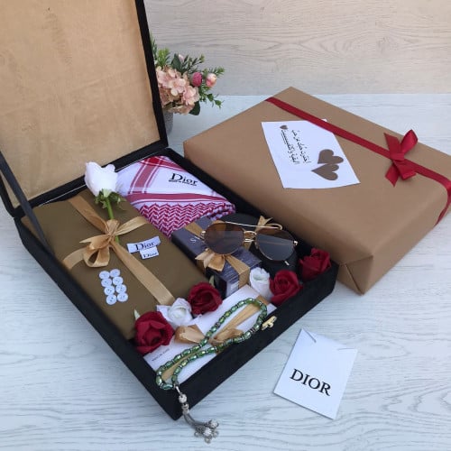 بوكس ملكي رجالي ماركة ديور - متجر مون