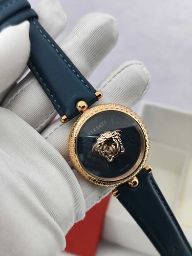 ساعة فرزاتشي جلد نسائي فخمة (درجة أولى) مع كرت الم...