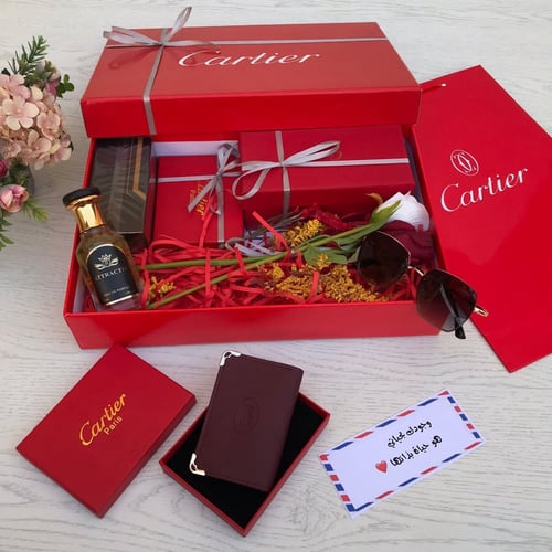 هدايا رجالية ماركة كارتير | نظارة، بوك وعطر مع بوك...