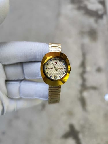 ساعة رادو دايستار نسائي