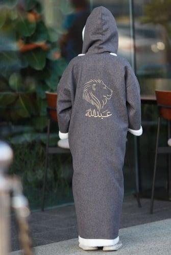 فروة شتوية للاطفال بالاسم لون رمادي